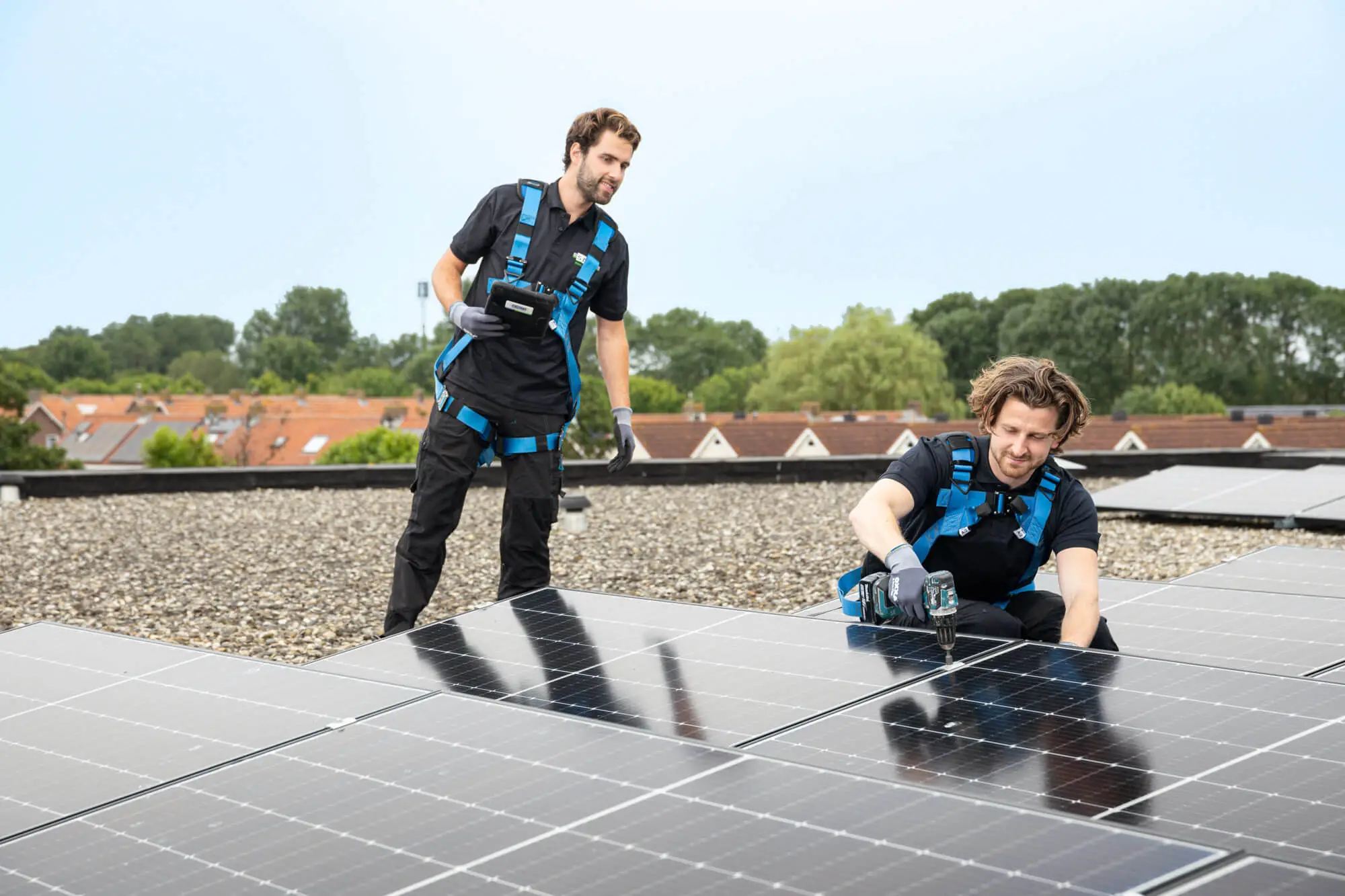 Zonnepanelen voor bedrijven en zakelijk - Smit Duurzame Energie